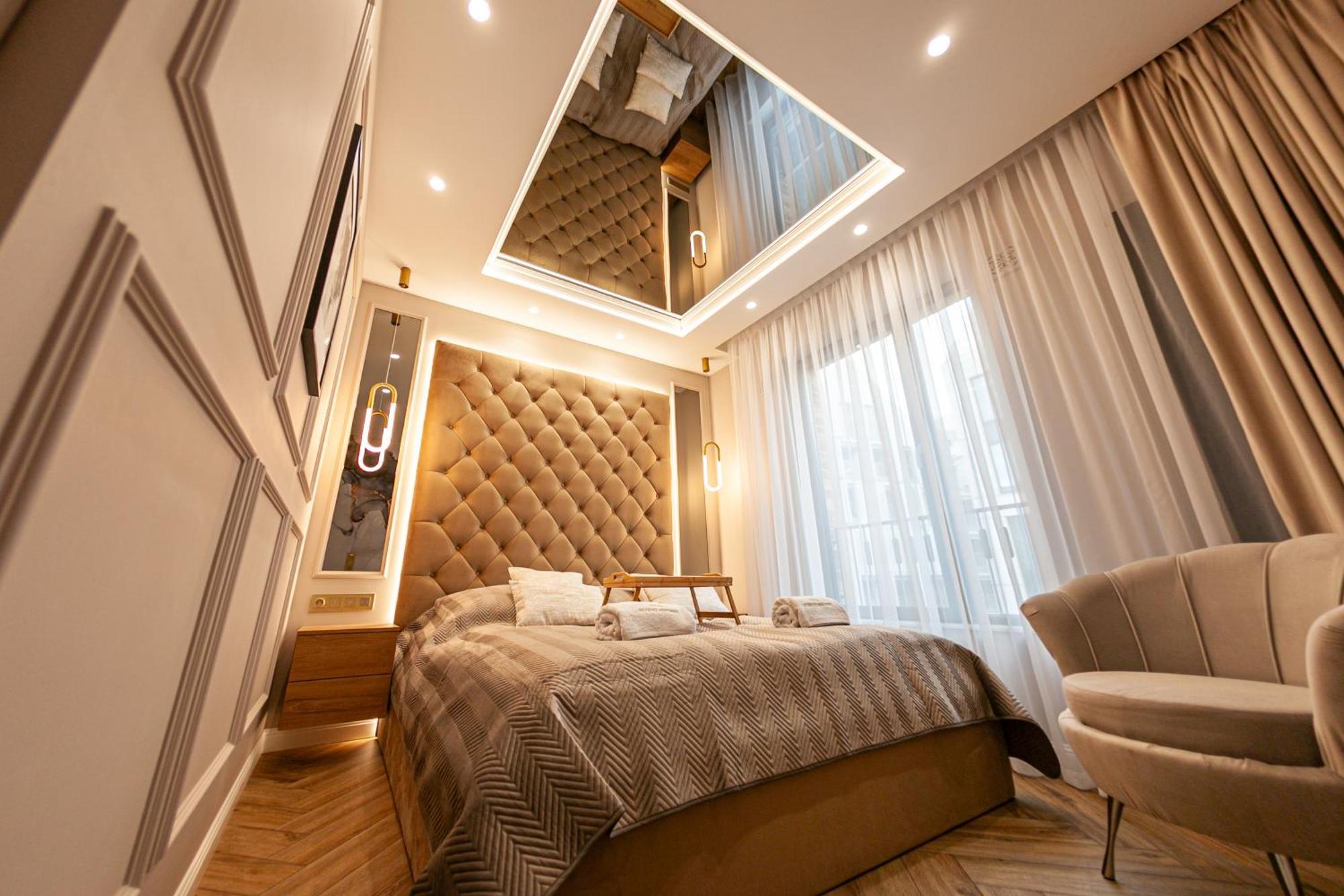 Royal Apartment